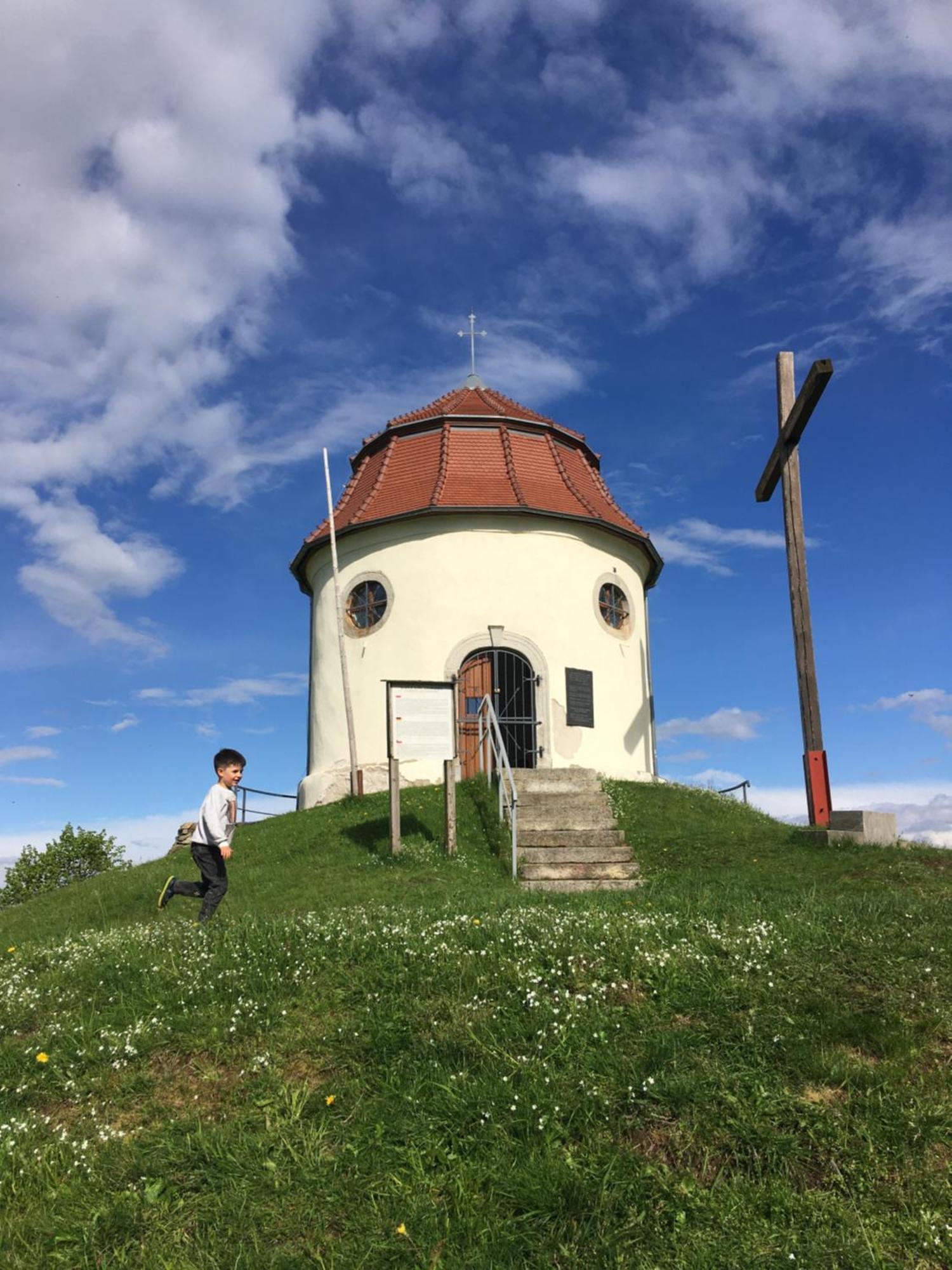Отель Dom Piwowara Лесьна Экстерьер фото